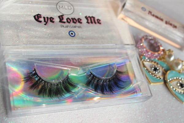 Eye Love Me: Plush Lashes - {{ Millzladiva Eyelit Shop }}
